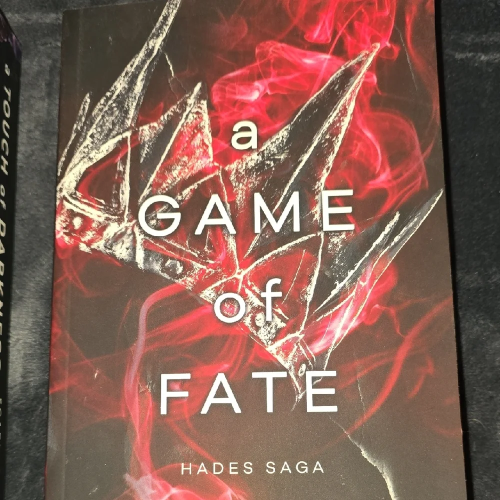 Books - Picture 5 of 8